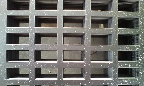 不銹鋼方孔洞洞板產品展示