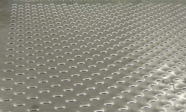 不銹鋼魚鱗孔沖孔網(wǎng)產(chǎn)品展示